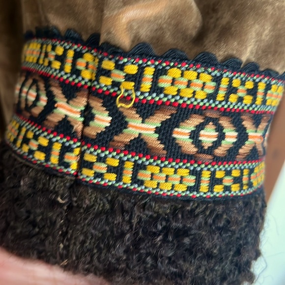 SOLD>>>>>>Incredible Vintage 70s  Afghan Embroidered Velour and Wool Coat - Picture 7 of 8